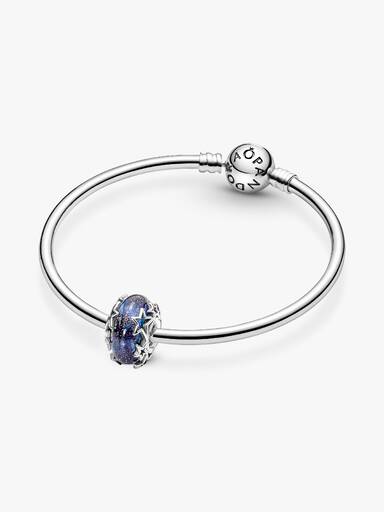 Charm in vetro di Murano Galassia blu e stelle