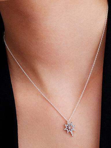 Collier à Pendentif Étoile Polaire
