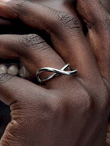 Organisch Geformter Unendlichkeitsring