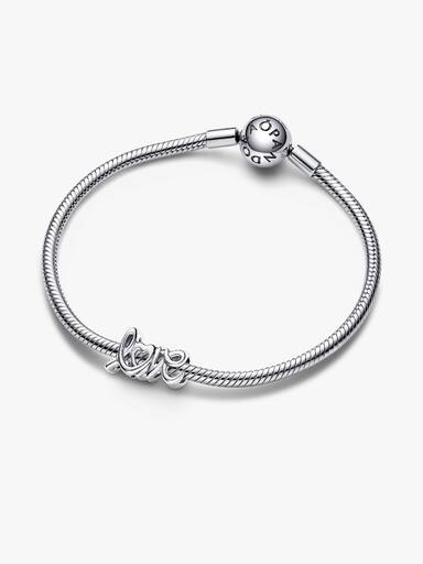 Charm Love scritto a mano