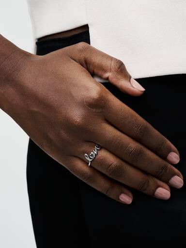 Handgeschriebenes Love Ring