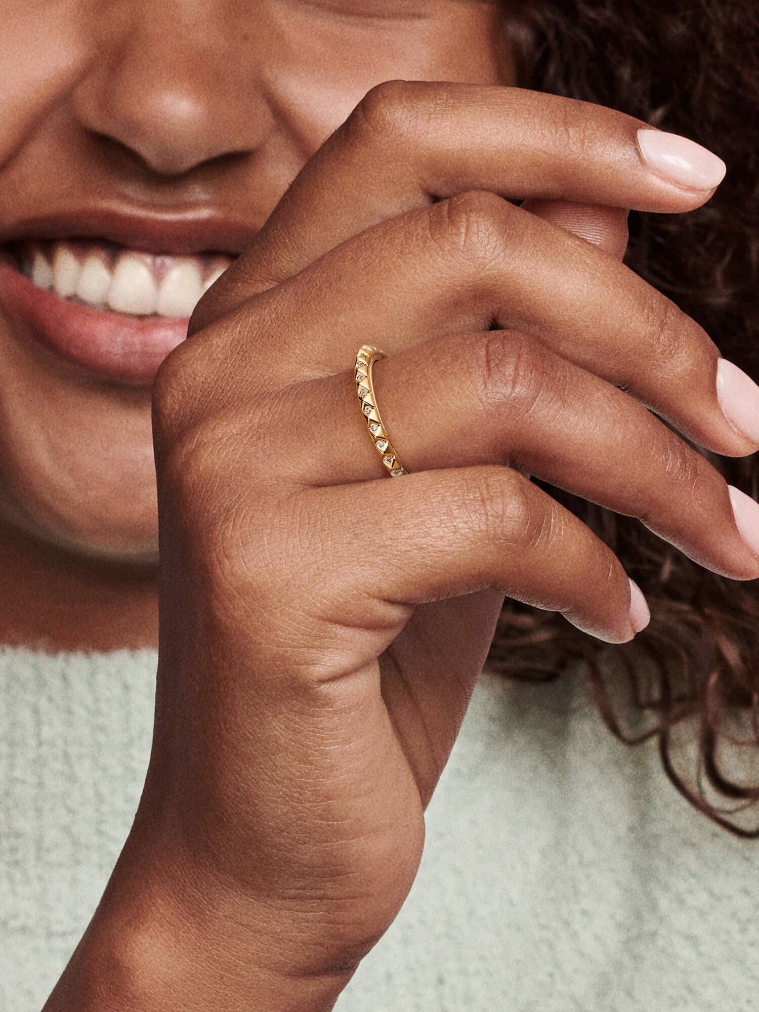 Pandora ME Pyramiden Ring