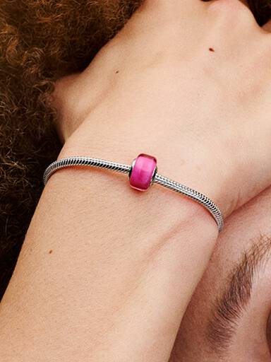 Charm mini in vetro di Murano rosa
