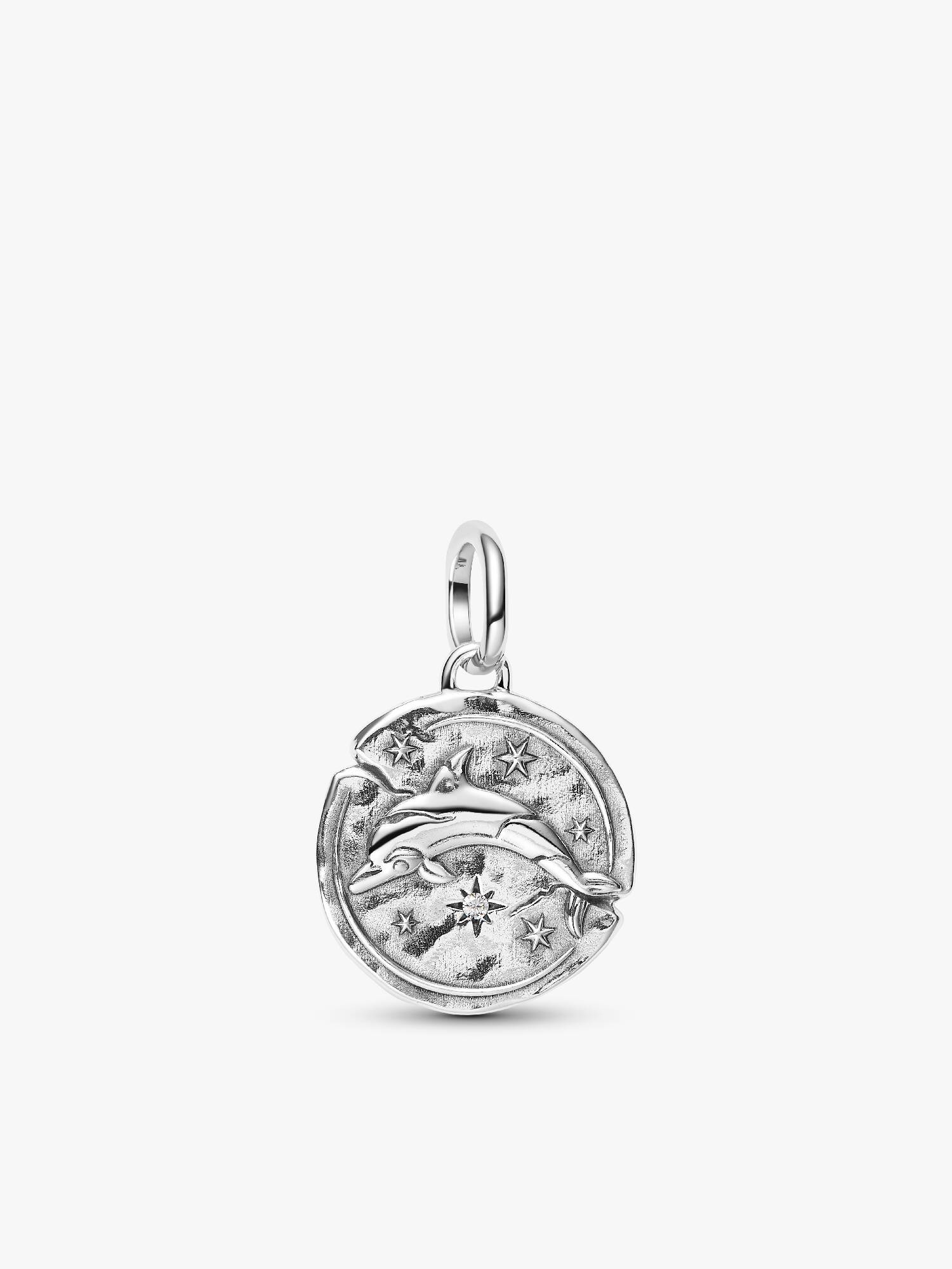 Medallion Delfino