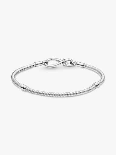 Bracciale Pandora Moments con maglia snake e nodo dell’infinito
