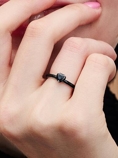 Anello Cuore Chakra nero
