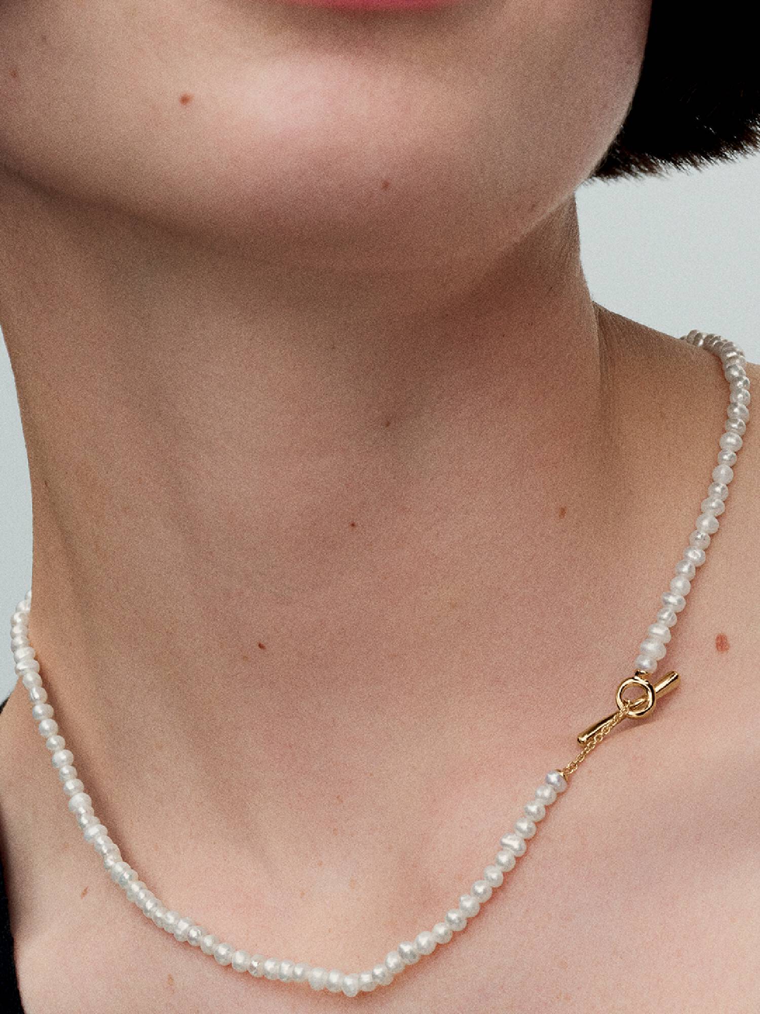 Collier Barre en T Perles de Culture d'Eau Douce Traitées