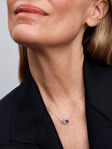 Collier à Pendentif Cœurs Halo