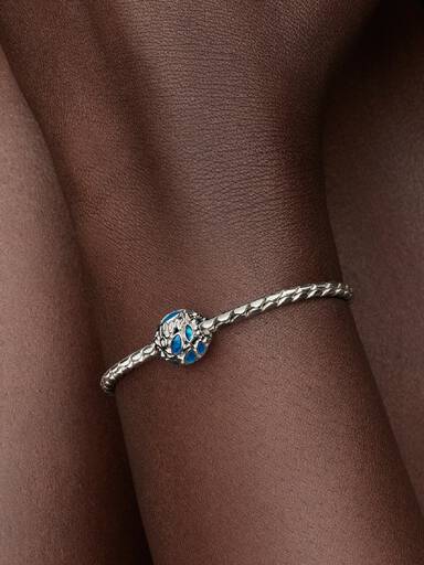 Offen gearbeitetes Fisch Charm