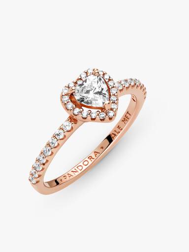 Anello con cuore in rilievo scintillante