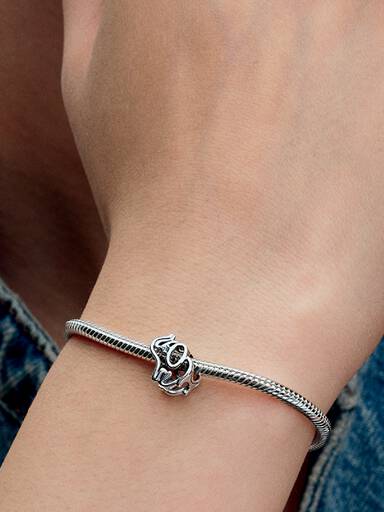 Offen gearbeitetes Elefanten Charm