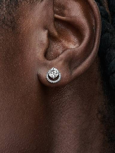 Clous d'Oreilles Halo Rond Scintillant