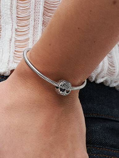 Charm Famiglia openwork