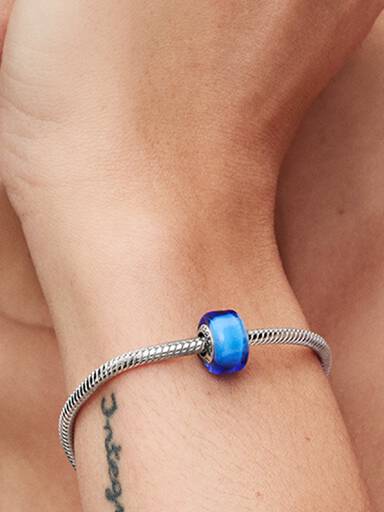 Charm mini in vetro di Murano blu