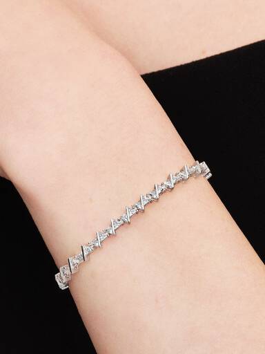 Bracelet Rivière Triangle Scintillant