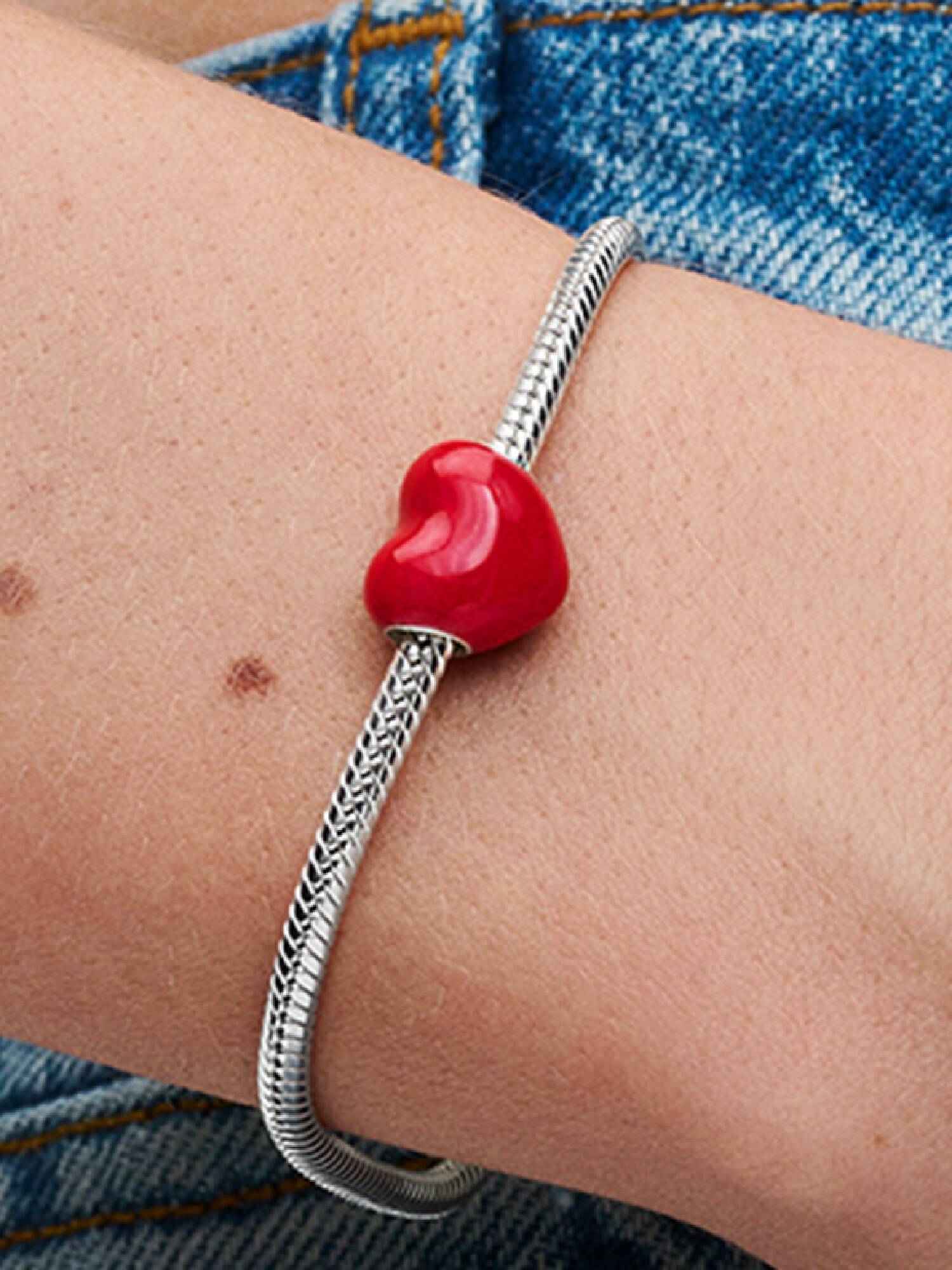 Charm a cuore Messaggio nascosto che cambia colore