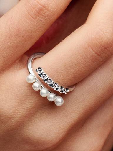 Bague Ouverte Perles de Culture d’Eau Douce Traitées & Pavé