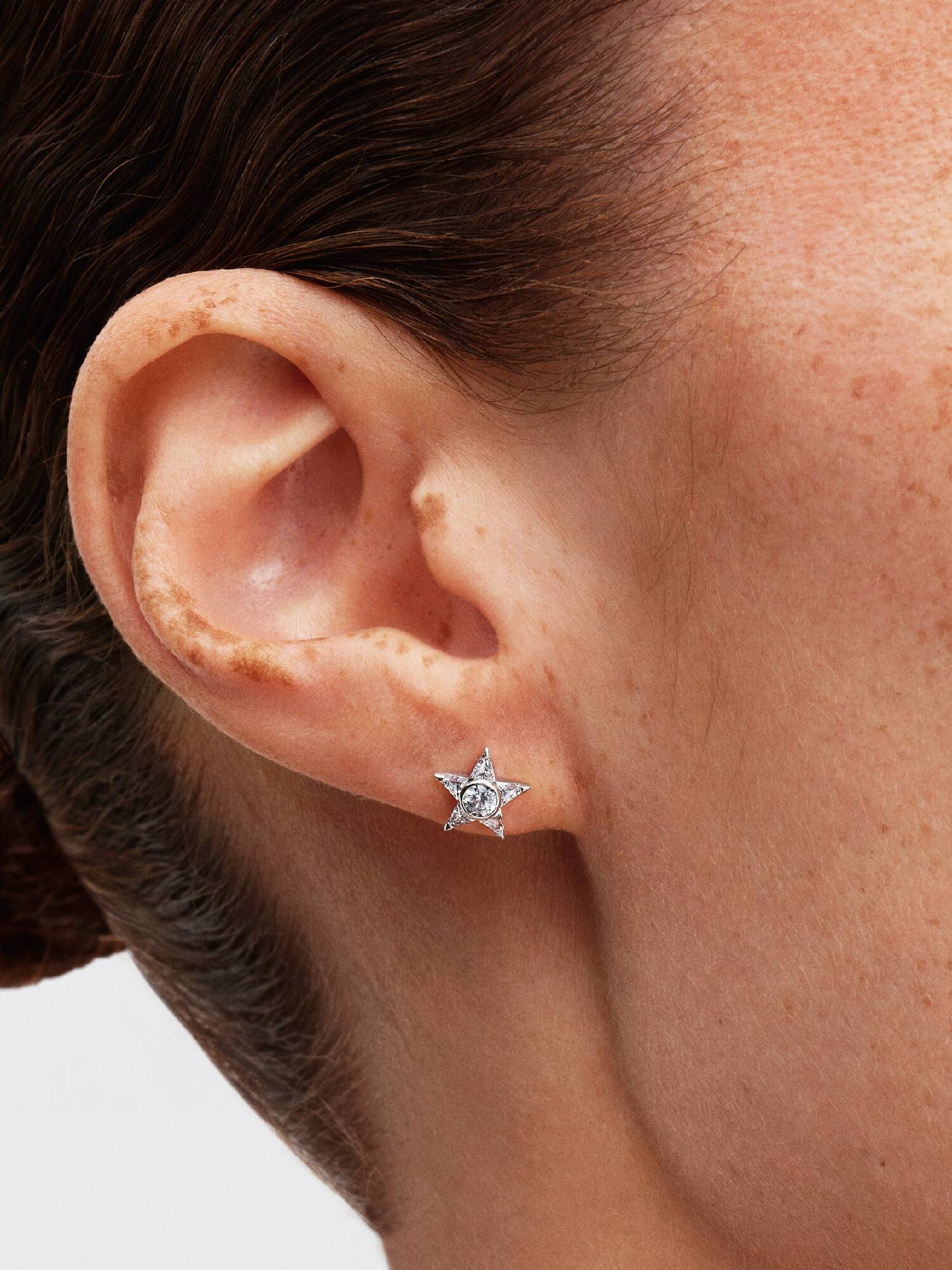 Clous d’Oreilles Étoiles Scintillantes 