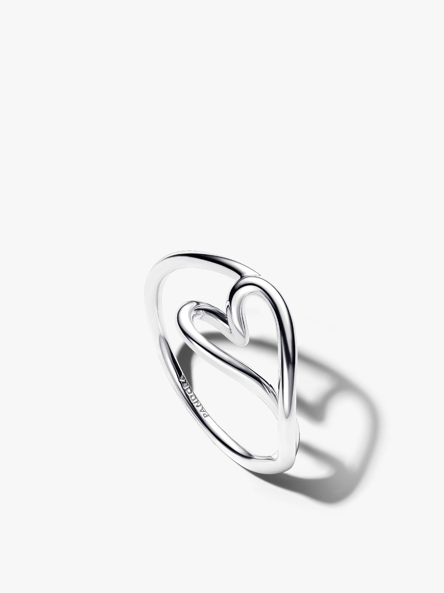 Anello piccolo Cuore Linea Sinuosa