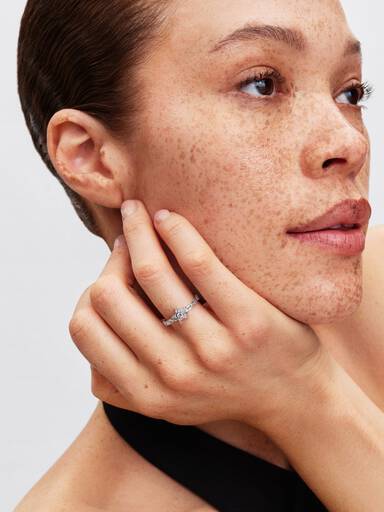 Bague Baguette Étoile Scintillante